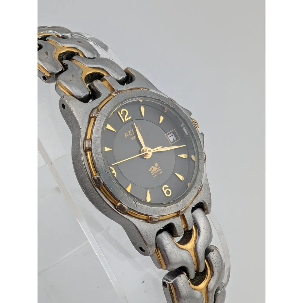 Relic Wet Watch Women‎ 26mm Case 5.75